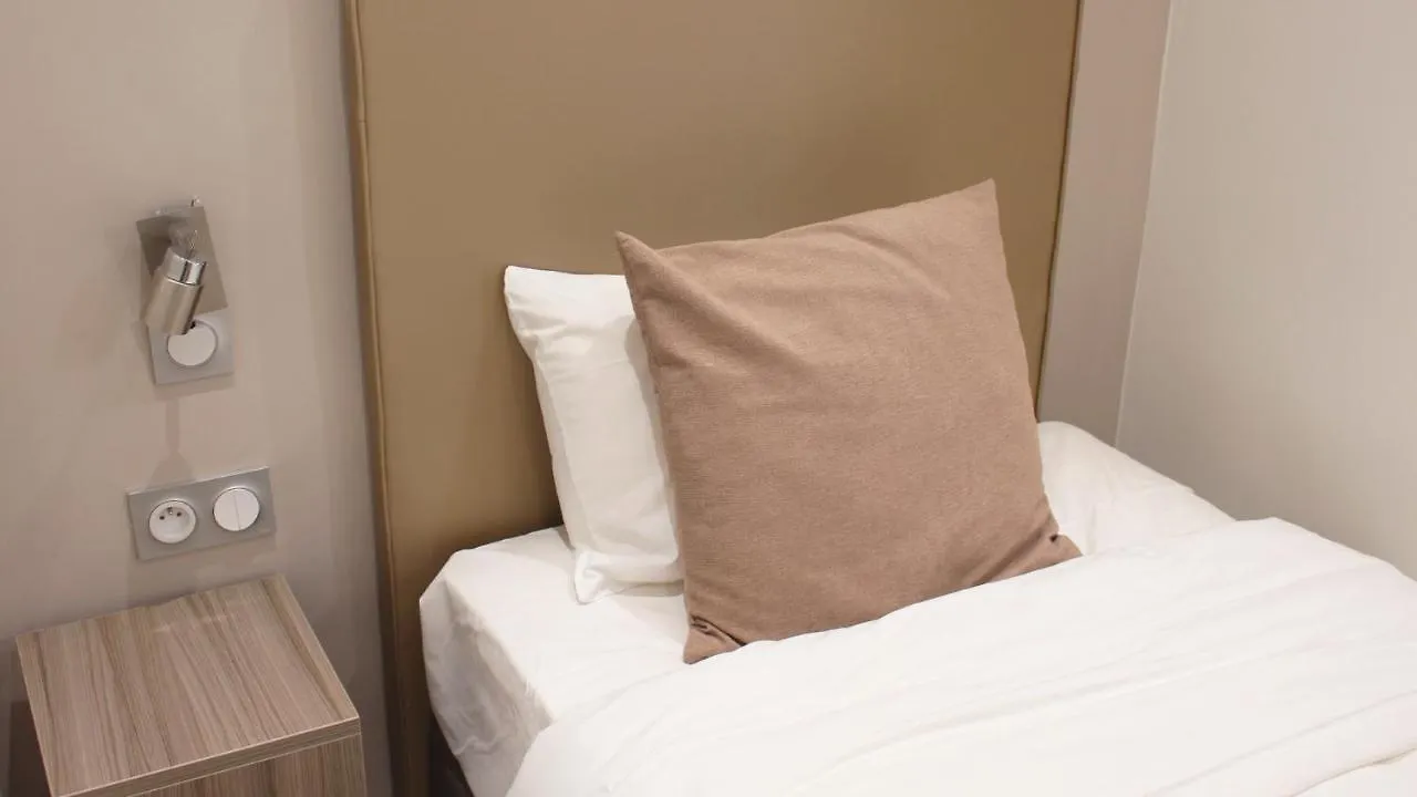 Puy De Dome Hotel